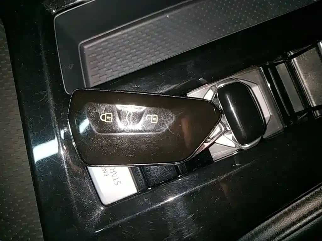 Volkswagen Lamando 2023 из CN, фото 7