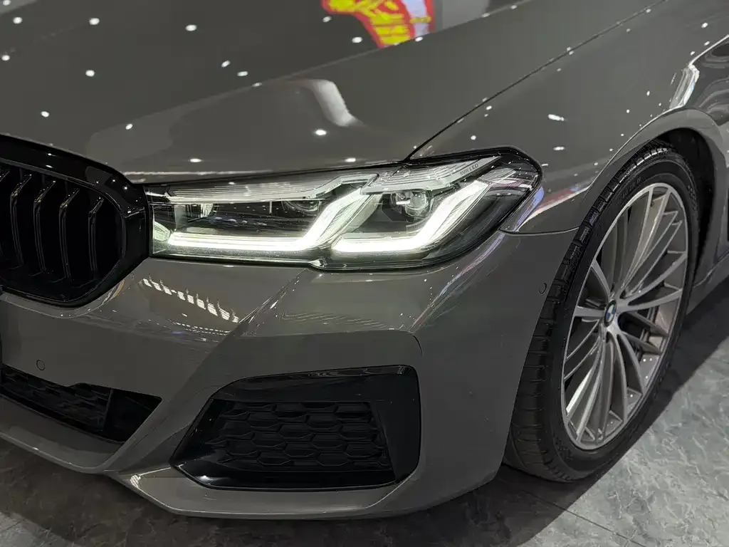 BMW 5 Series (Import) — фото 2