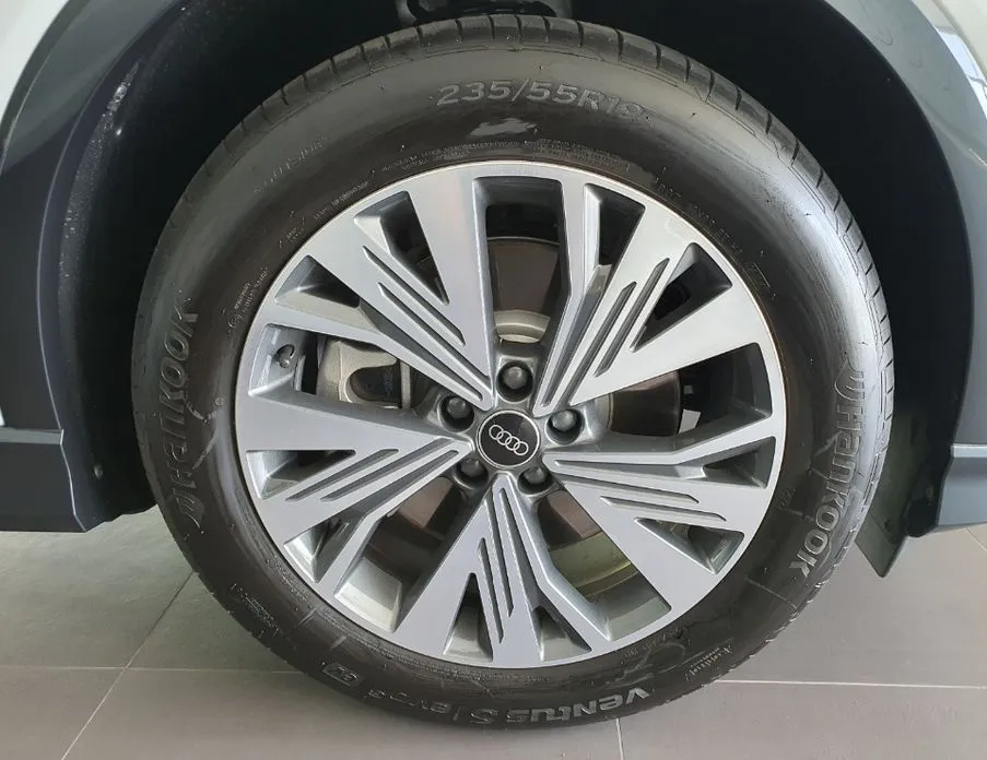 Audi Q4 e-tron 2025 из KR, фото 7
