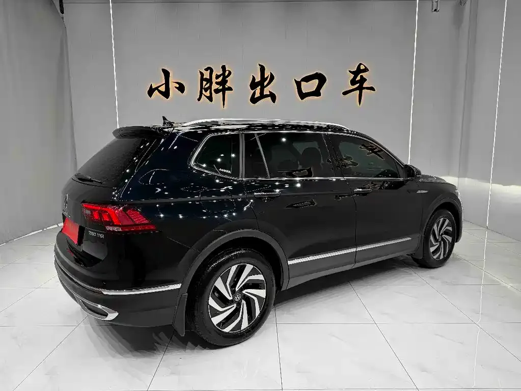 Volkswagen Tiguan L 2022 из CN, фото 3