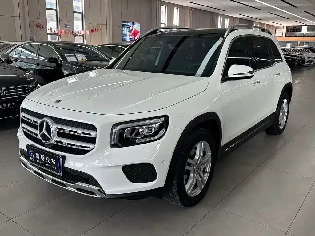 Mercedes-Benz GLB — фото 5