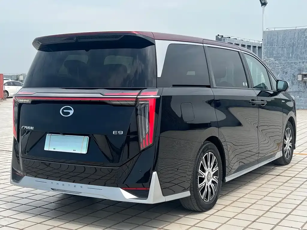 GAC Motor Trumpchi E9 — фото 4