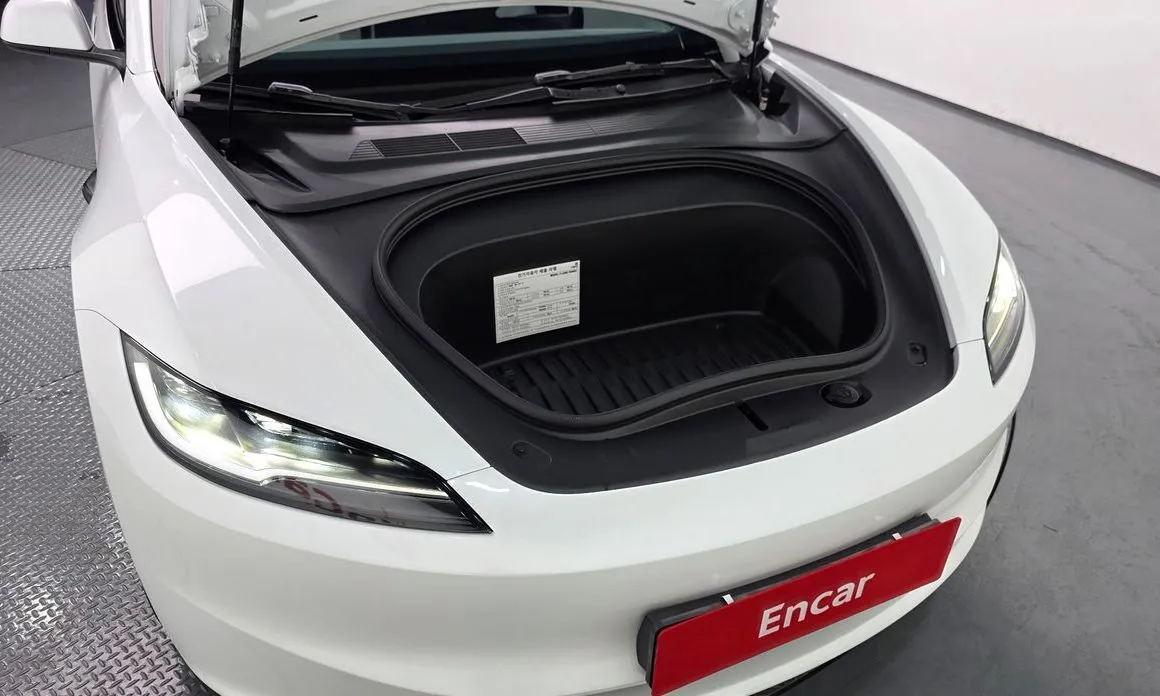 Tesla Model 3 — фото 6