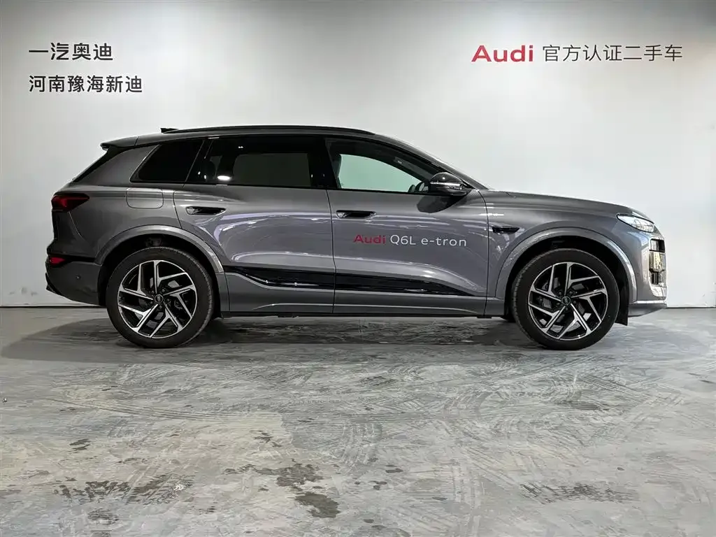 Audi Q6L e-tron — фото 5