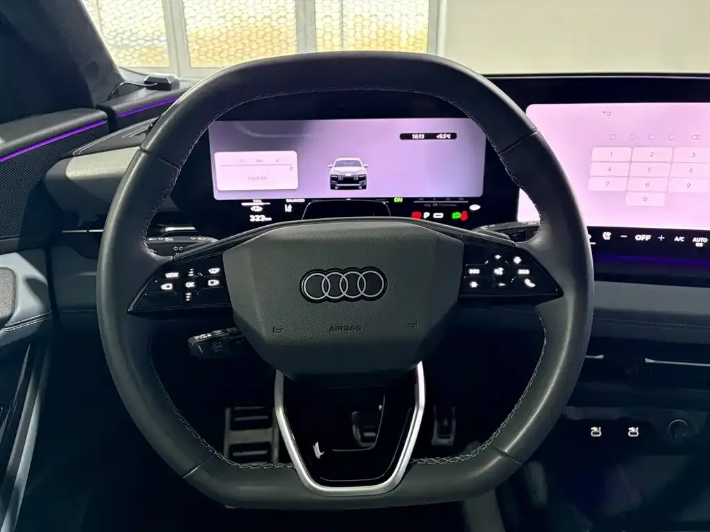 Audi Q6L e-tron — фото 9