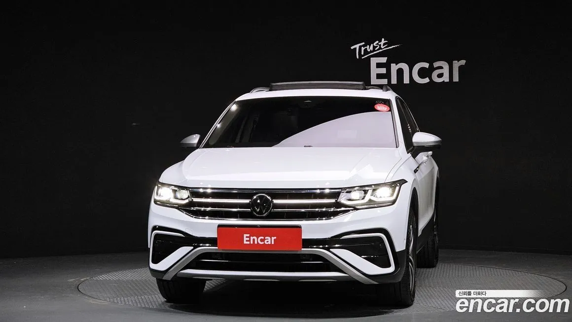 Volkswagen Tiguan — фото 7