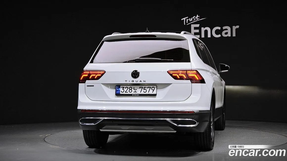 Volkswagen Tiguan — фото 5