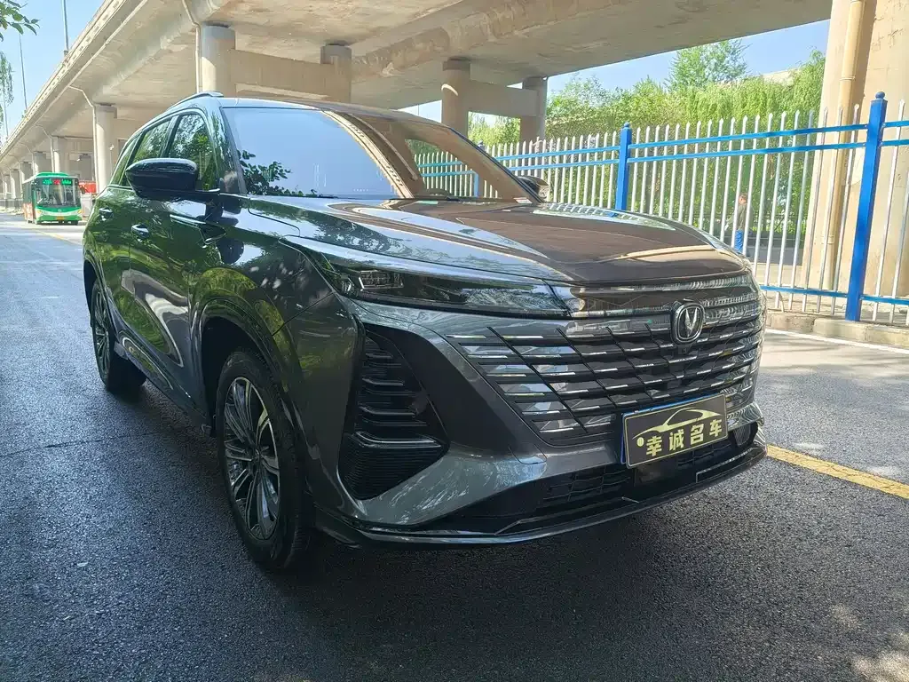 Changan CS75PLUS — фото 9