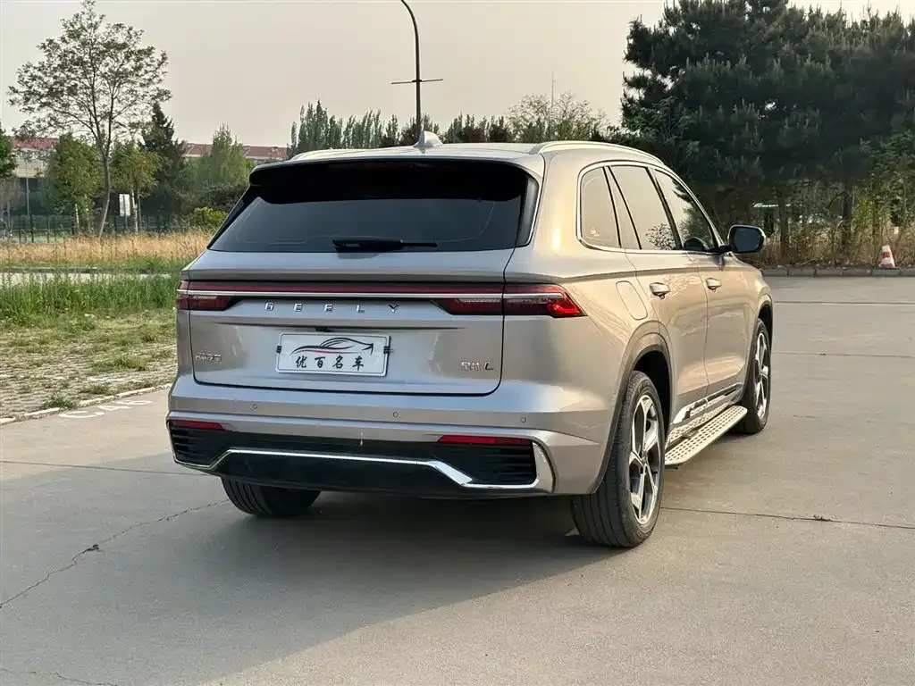 Geely Xingyue L — фото 10