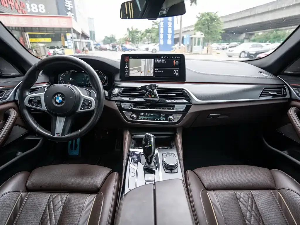 BMW 5 Series (Import) — фото 8