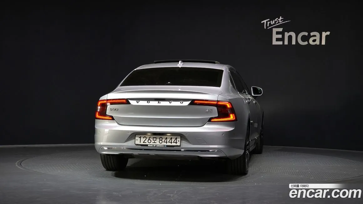 Volvo S90 2022 из KR, фото 2