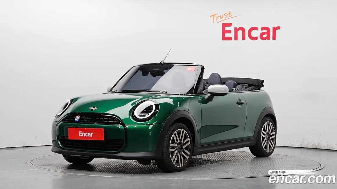 Mini Cooper Convertible — фото 1