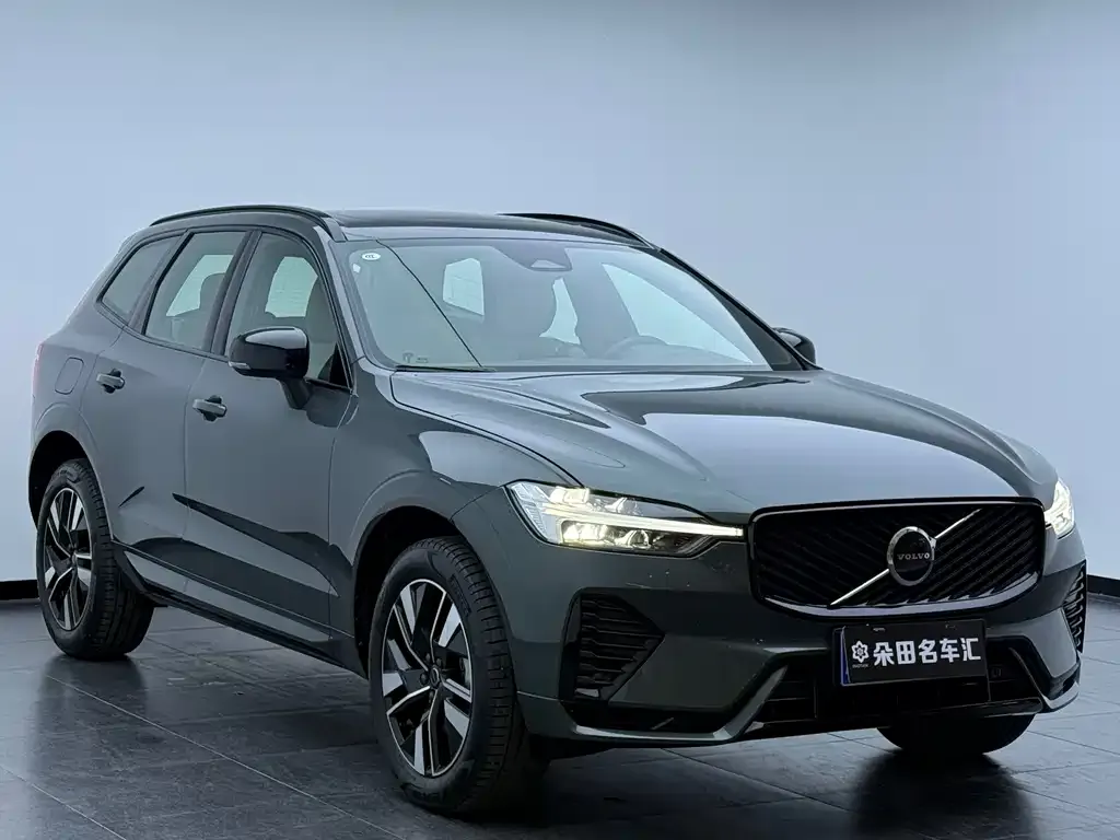 Volvo XC60 — фото 5