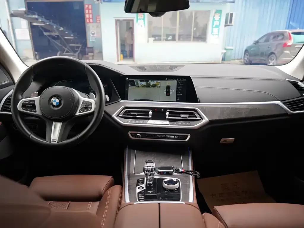 BMW X5 (Import) — фото 6