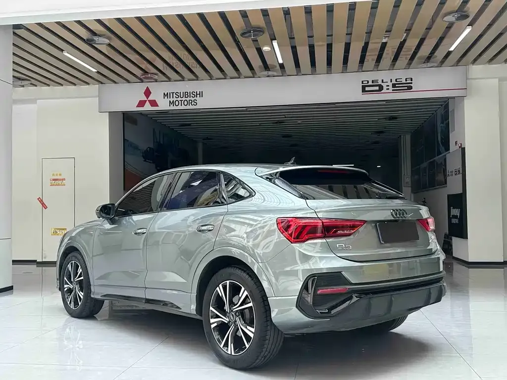 Audi Q3 Sportback — фото 6