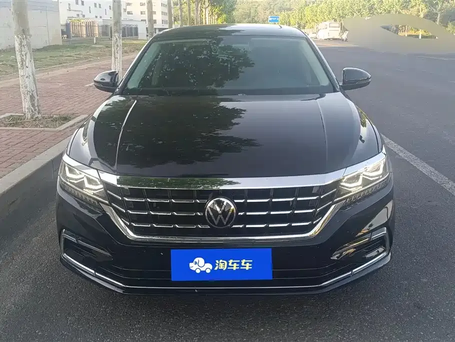 Volkswagen Passat — фото 6