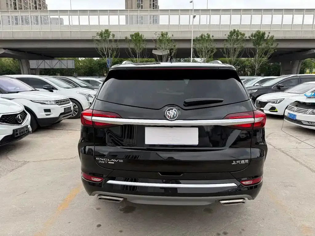 Buick Enclave 2021 из CN, фото 9