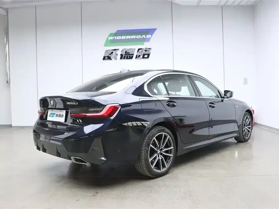 BMW 3 Series 2024 из CN, фото 9