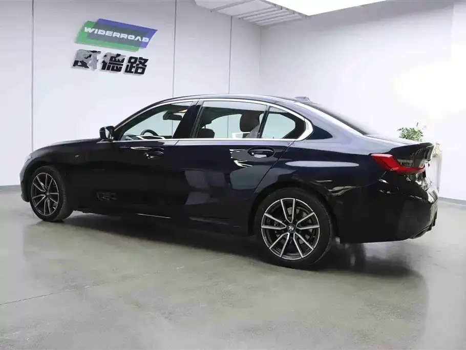 BMW 3 Series 2024 из CN, фото 6