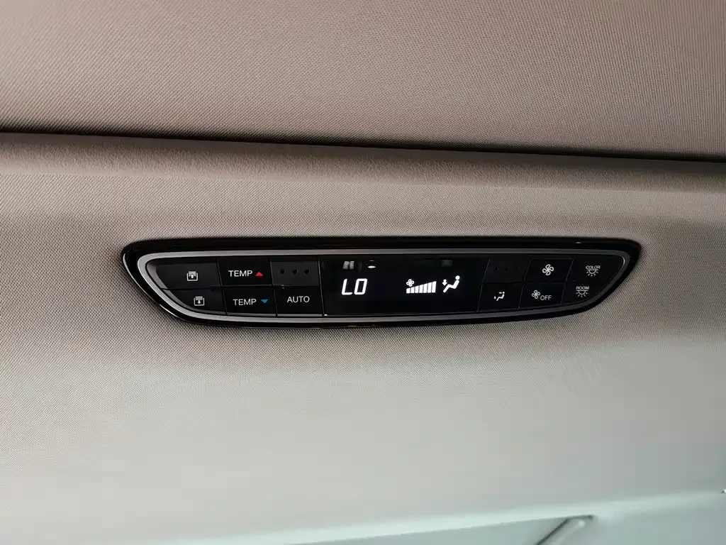 GAC Motor Trumpchi M8 — фото 6