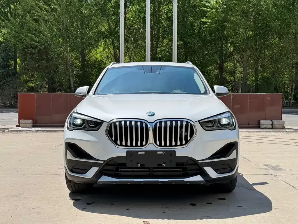 BMW X1 — фото 6