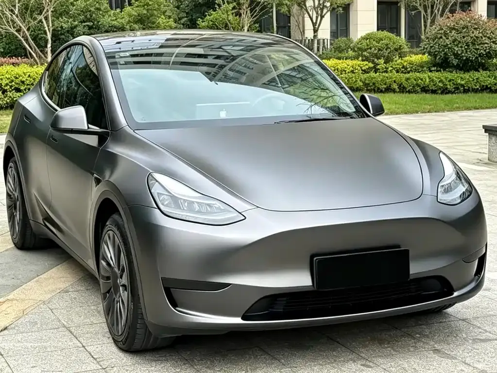 Tesla Model Y — фото 5