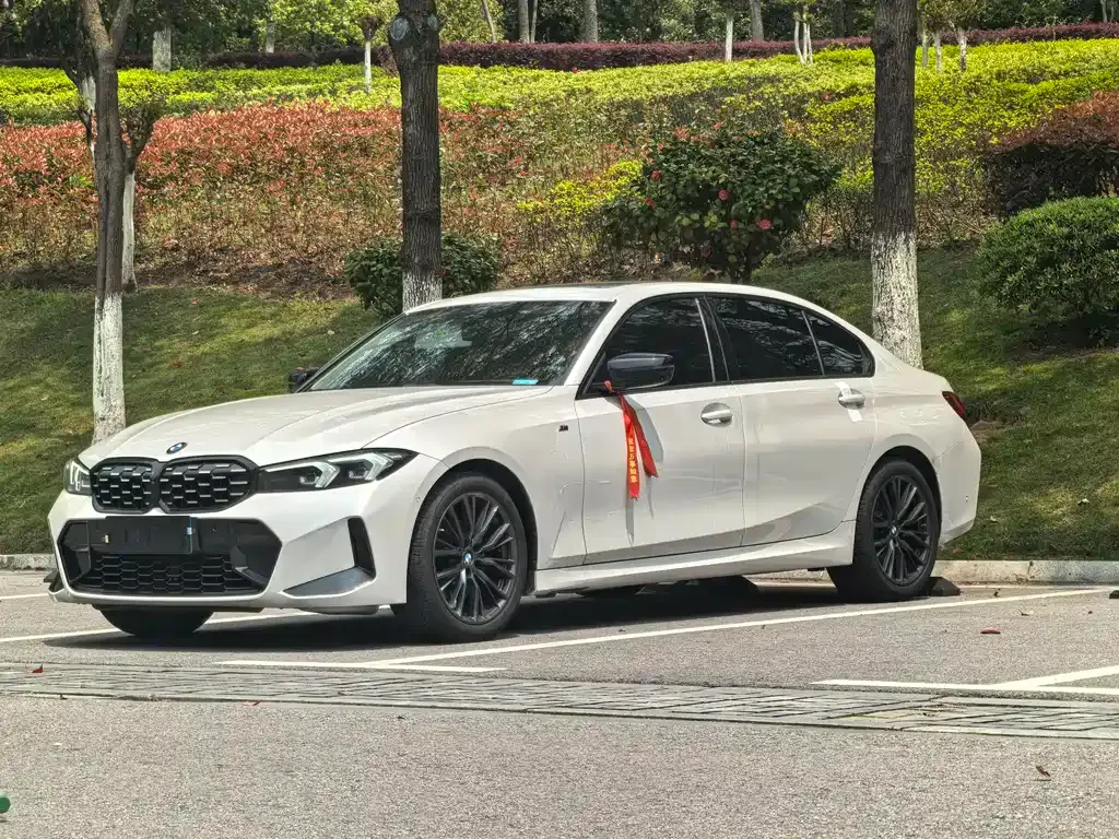 BMW 3 Series — фото 1