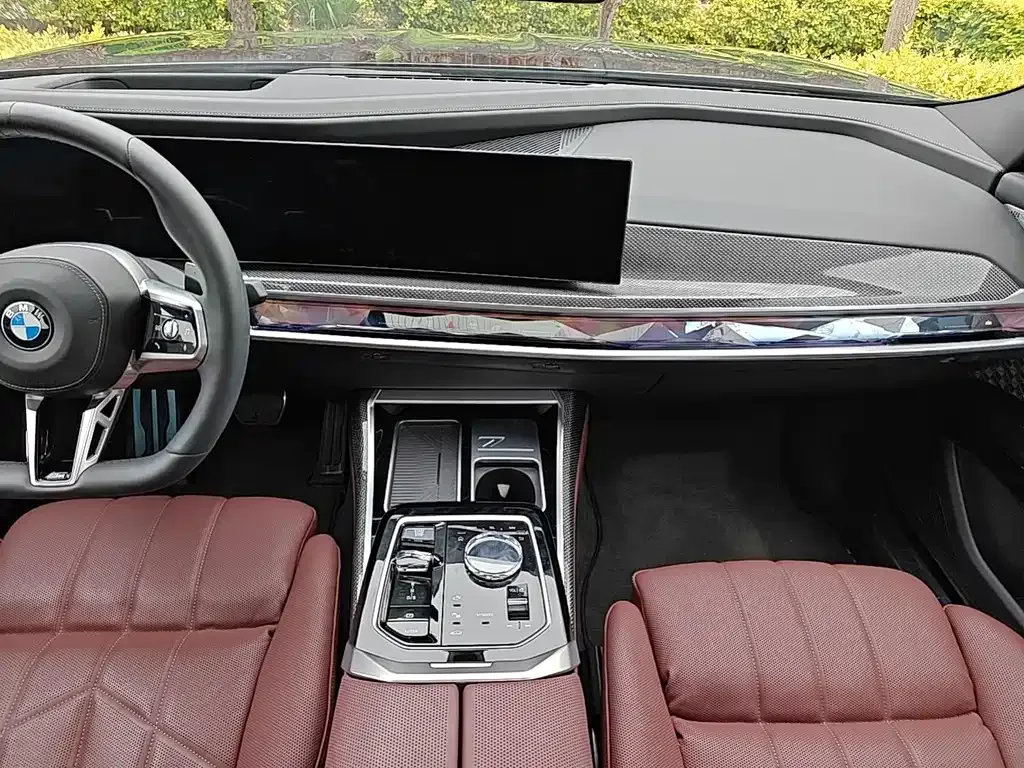 BMW 7 Series — фото 5