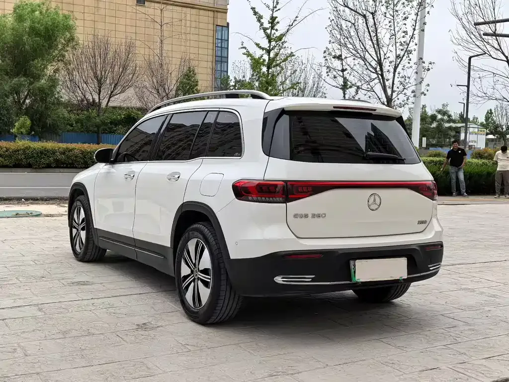 Mercedes-Benz EQB 2022 из CN, фото 9
