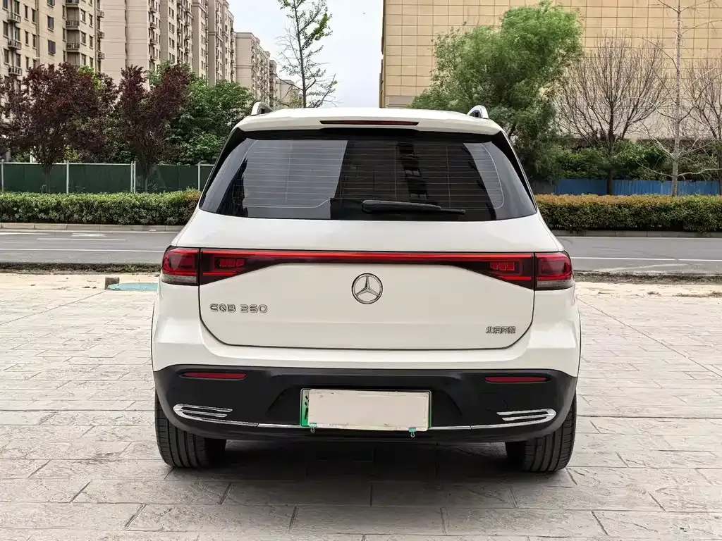 Mercedes-Benz EQB 2022 из CN, фото 8