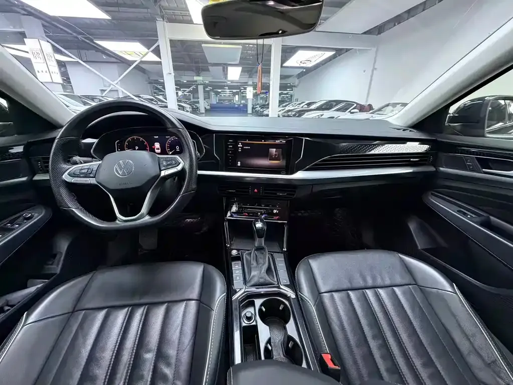 Volkswagen Passat — фото 4