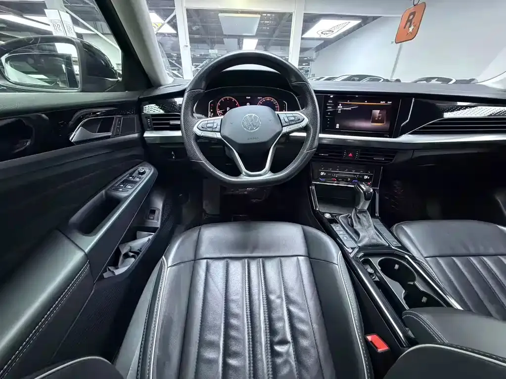 Volkswagen Passat — фото 9