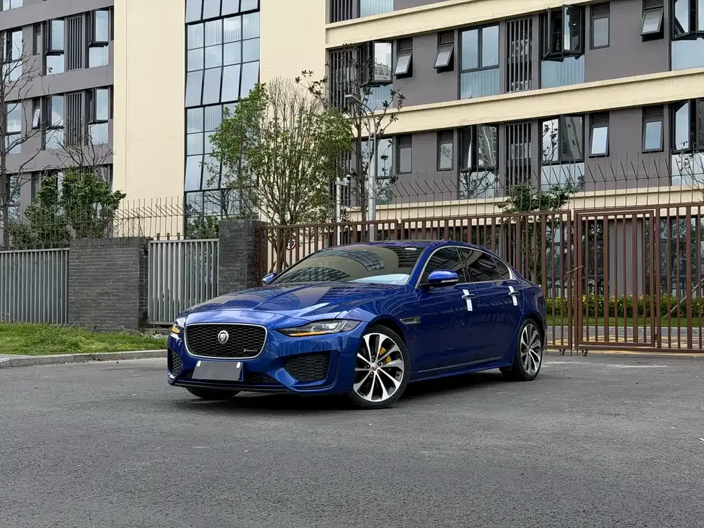 Jaguar XEL — фото 1