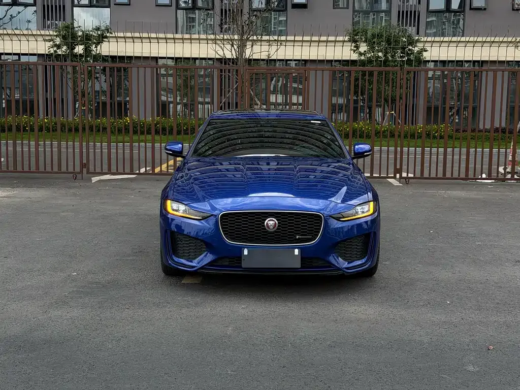 Jaguar XEL — фото 10