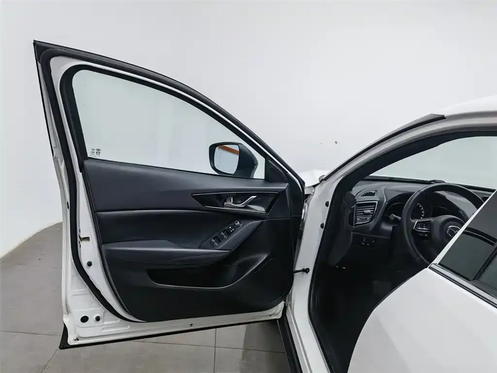 Mazda CX-4 2021 из CN, фото 6