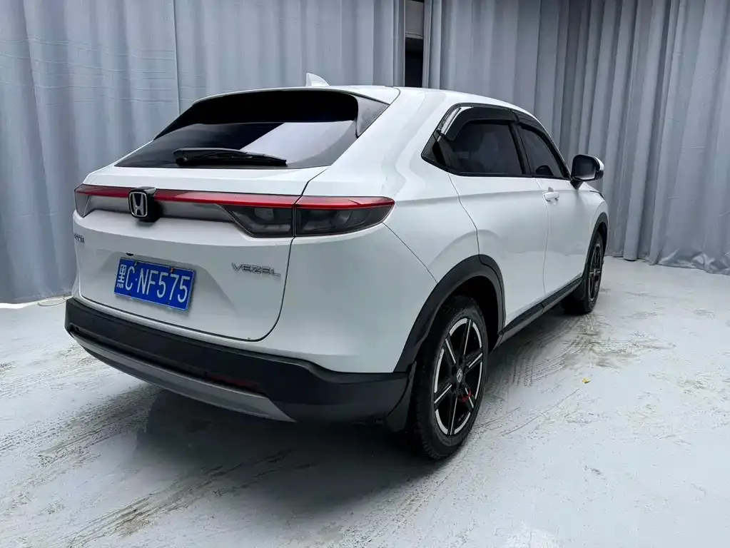 Honda Vezel — фото 9
