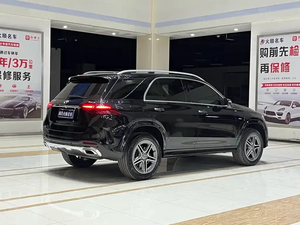 Mercedes-Benz GLE — фото 6