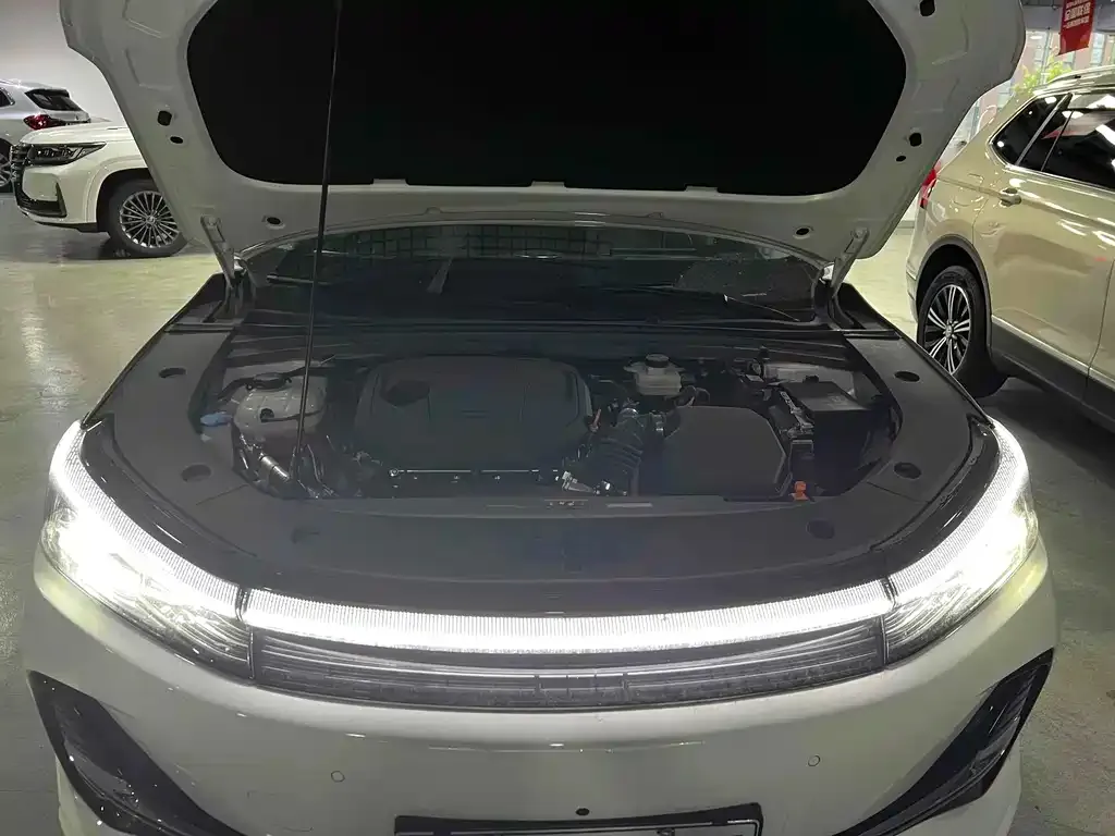 Geely Galaxy A7 2025 из CN, фото 2