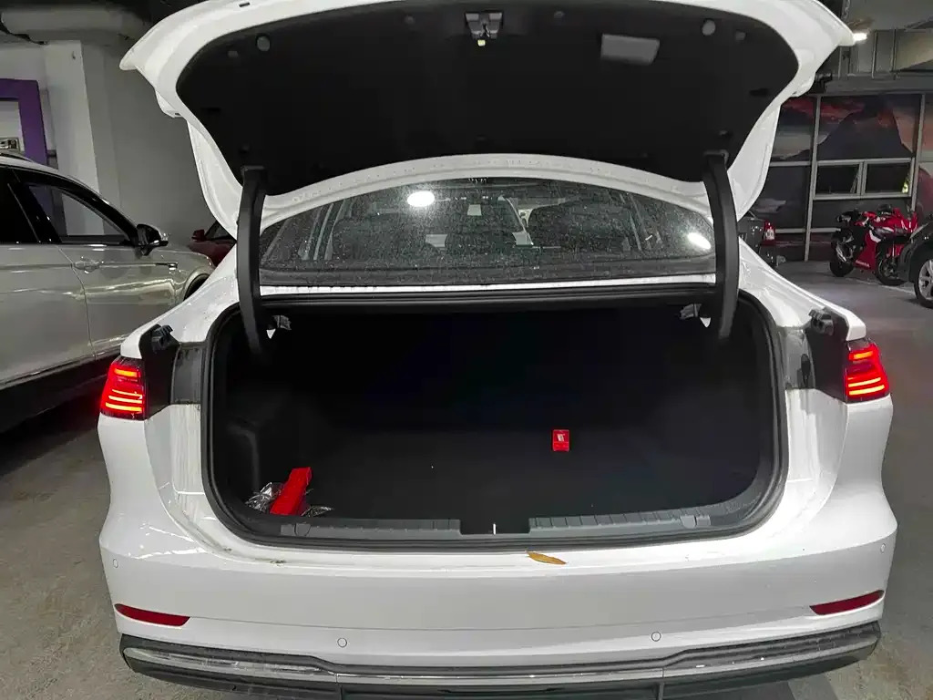 Geely Galaxy A7 2025 из CN, фото 3