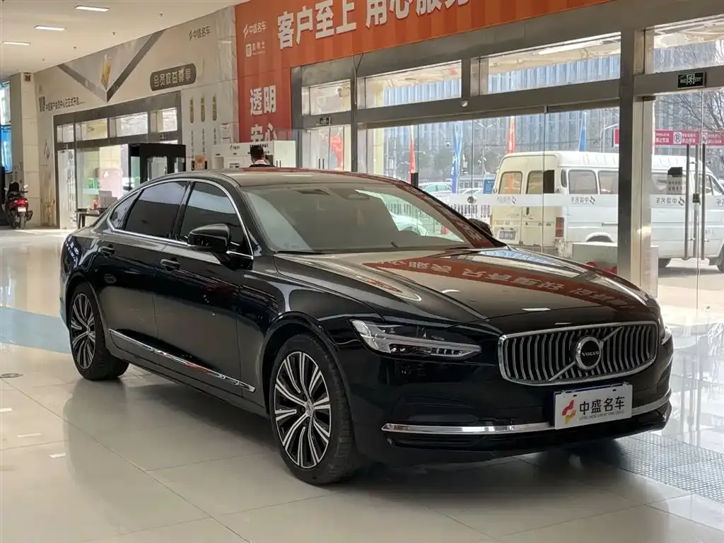 Volvo S90 — фото 9