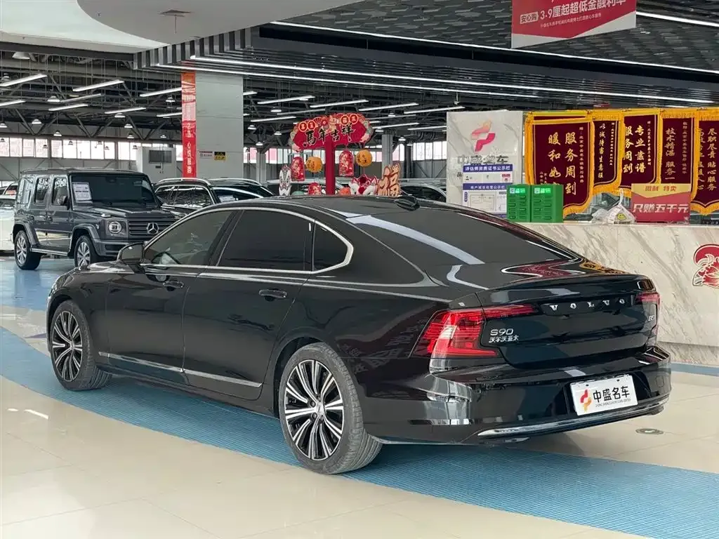 Volvo S90 — фото 4