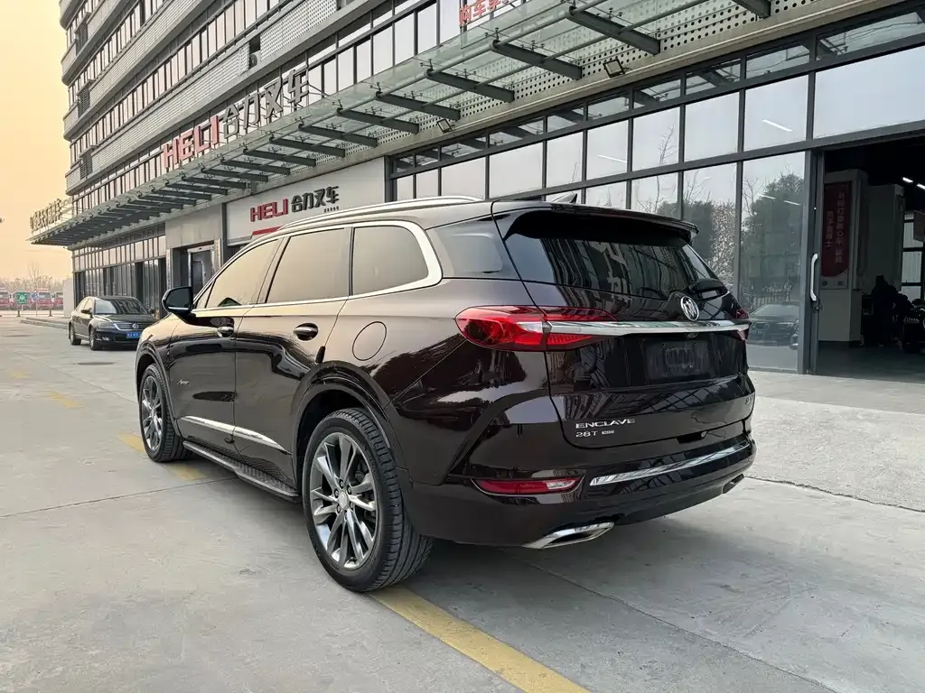 Buick Enclave — фото 5