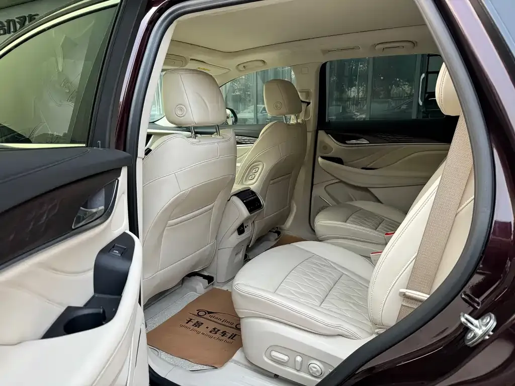 Buick Enclave — фото 4