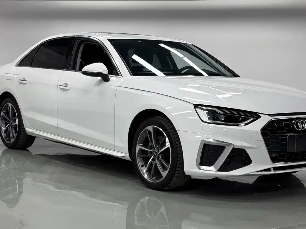 Audi A4L — фото 5