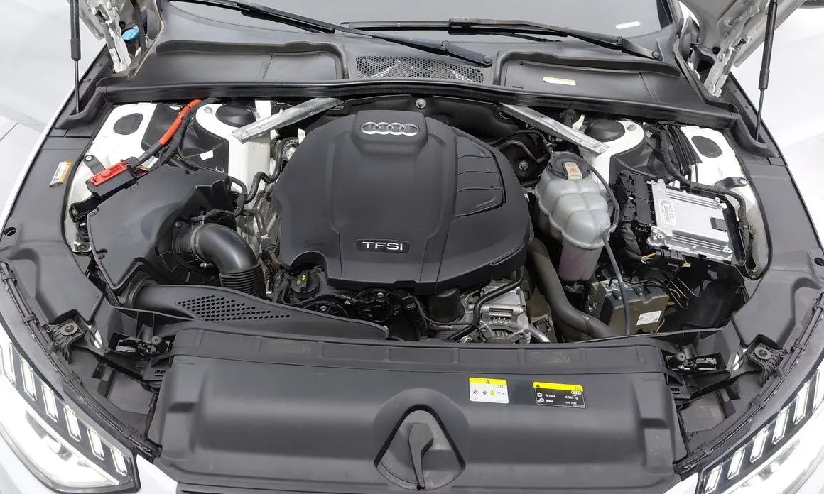Audi A4 2021 из KR, фото 10