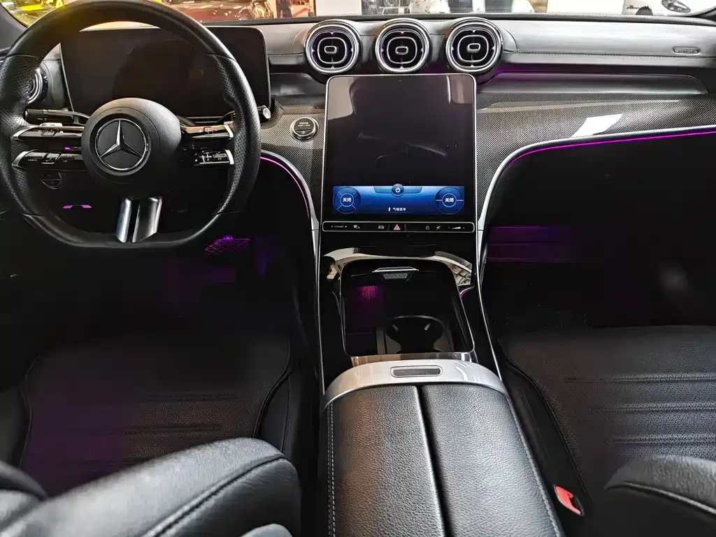 Mercedes-Benz C-Class — фото 10