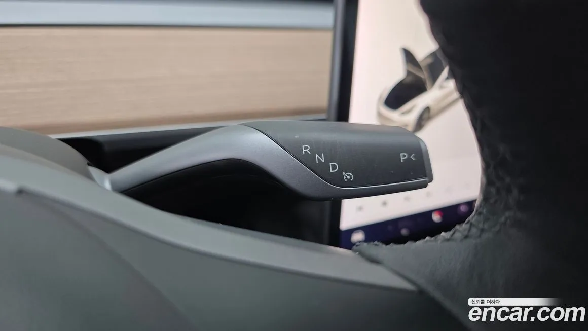 Tesla Model 3 — фото 4
