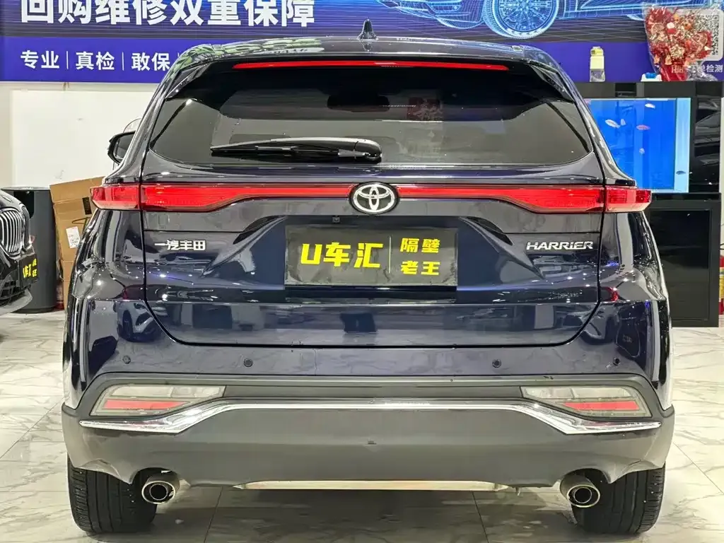 Toyota Harrier — фото 8