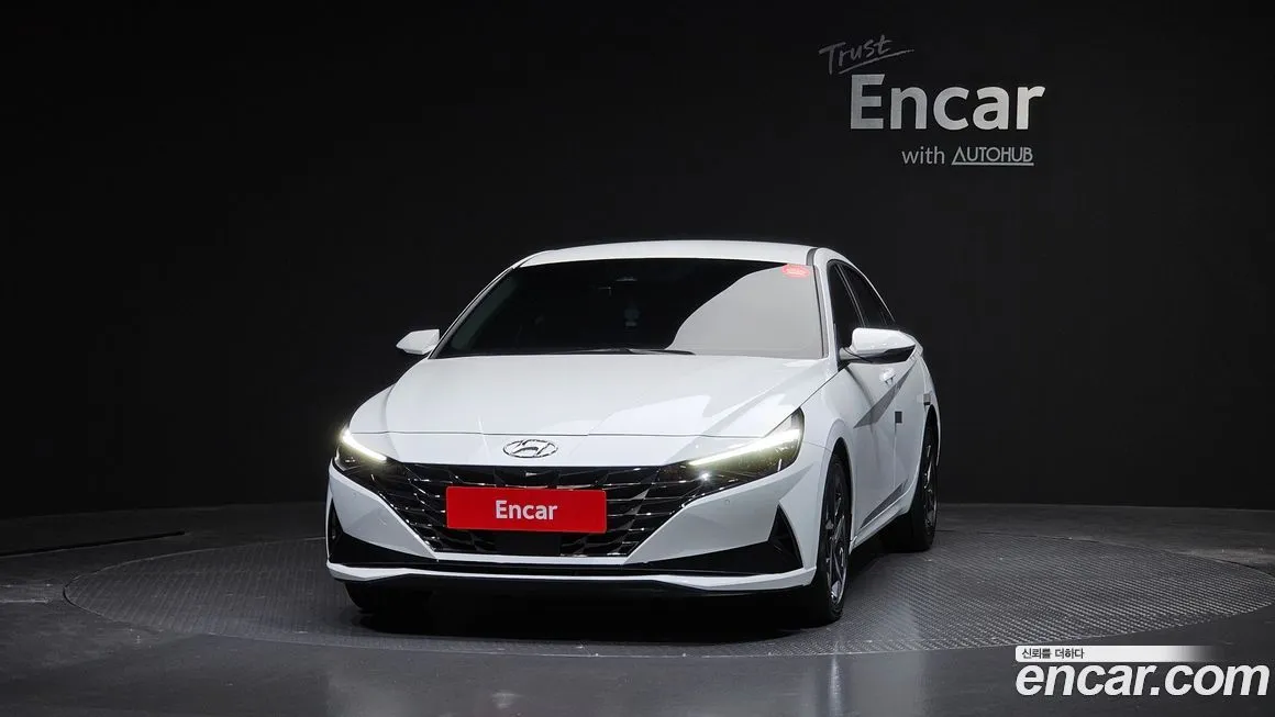 Hyundai AVANTE — фото 3