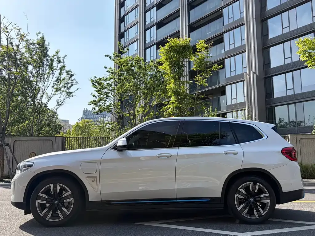 BMW iX3 2021 из CN, фото 9